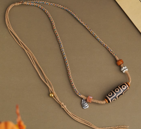 Tibetan Culture,Chinese Markings On Porcelain,Dzi,Ming Dynasty Vase,Ming Chinese Vase,Ming Bowls